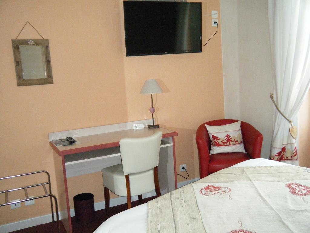 Hotel Gambetta Лон-ле-Сонье Экстерьер фото